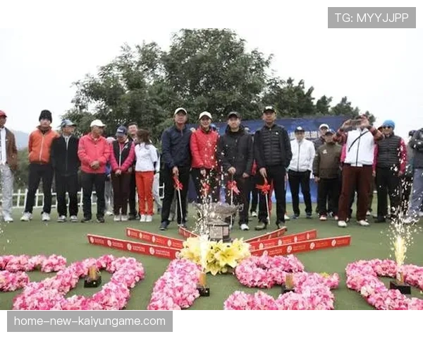 俱乐部赞助协议延长 稳定财务与运营基础，俱乐部赞助商