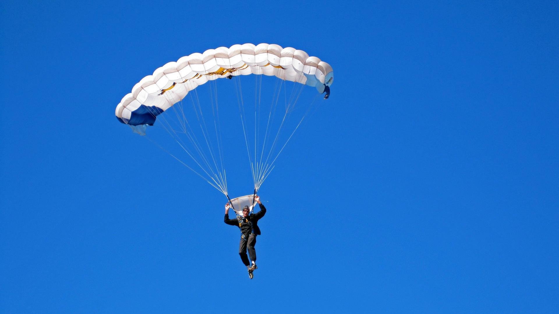 新赛季装备检查机制纳入规则制定流程，装备检查方案